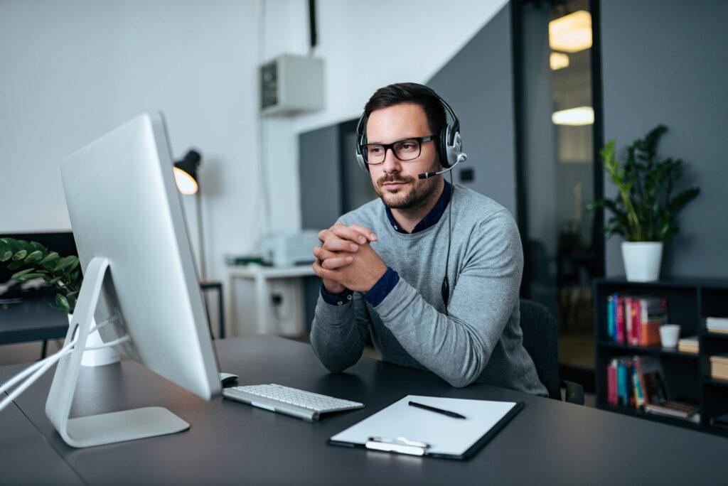 Support et Optimisation par Infoteam Business Solutions : proactivité et accompagnement stratégique pour maximiser vos solutions.