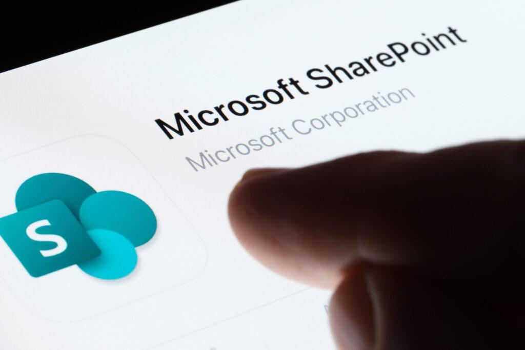 Interface de Microsoft SharePoint, outil de collaboration centralisé pour la gestion et le partage de fichiers en entreprise.